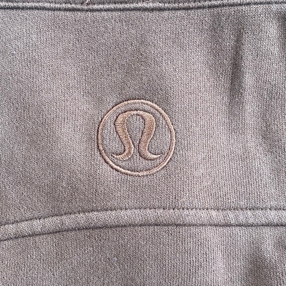 ❤️ Lululemon Scuba Funnel Half-Zip Java Size XS/S NWT - Picture 6 of 9